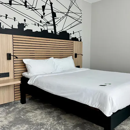 Отель Ibis Styles 3*